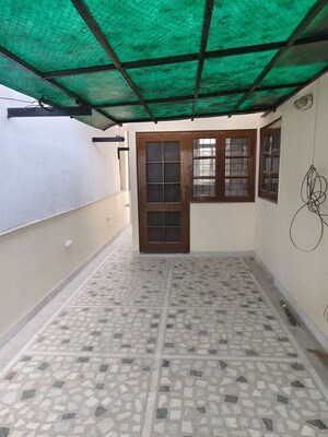Balcony in 2 BHK Builder Floor at Sector 47 – for Rent