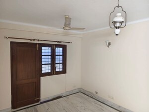 Room in 2 BHK Builder Floor at Sector 47 – for Rent