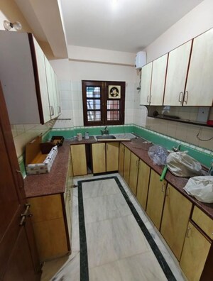 Kitchen in 2 BHK Builder Floor at Sector 47 – for Rent