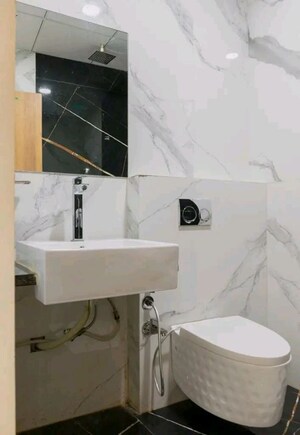 Master Bedroom in 5 BHK Builder Floor at K Raheja Valletta, Juhu – for Sale