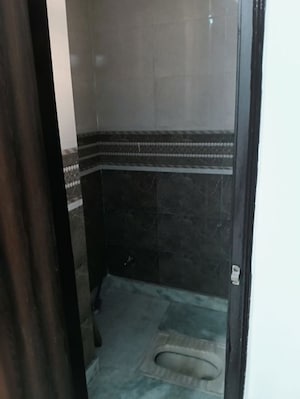 Bathroom in 2.5 BHK Builder Floor at Jagatpur – for Sale