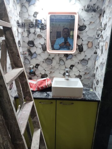 Team Area in 1 BHK Apartment at Nagari Niwara CHS, Goregaon East – for Rent