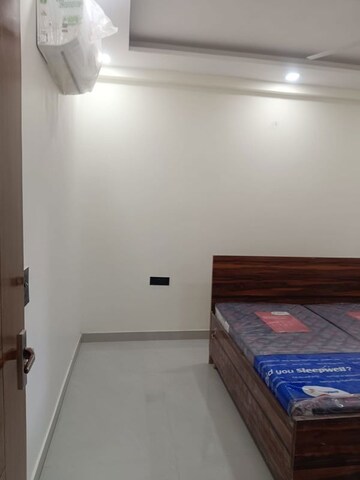 Furnished Amenities in 1 BHK Builder Floor at Sector 46 – for Rent