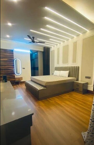 Living Room in 3 BHK Apartment at Hazratganj – for Rent