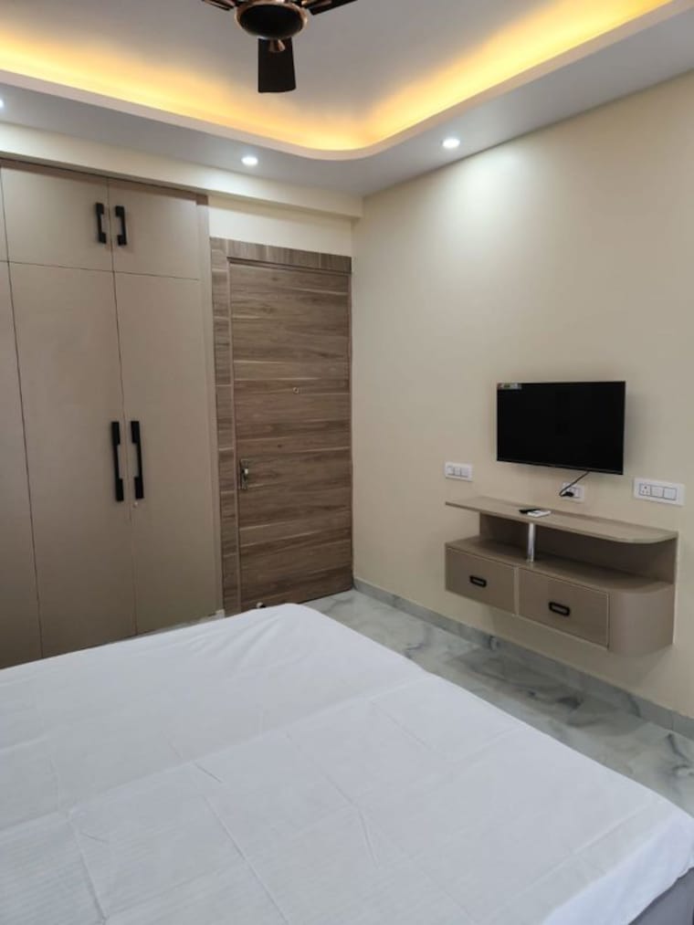 Master Bedroom, sector 45 Studio 649 Sq.Ft. Builder Floor In Sector 45 Gurgaon 9976240