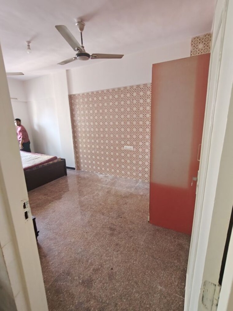 Bathroom, golden-palace-chs 1 Bedroom 630 Sq.Ft. Apartment In Kandivali East Mumbai 9976276