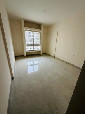 Room in 2 BHK Apartment at Nyati Era, Dhanori – for Sale