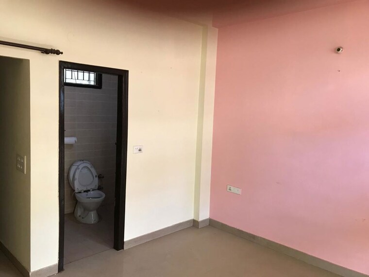Room, sector 46 2 Bedroom 1440 Sq.Ft. Builder Floor In Sector 46 Faridabad 9976306