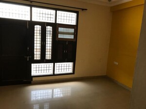 Room in 2 BHK Builder Floor at Sector 46 – for Rent