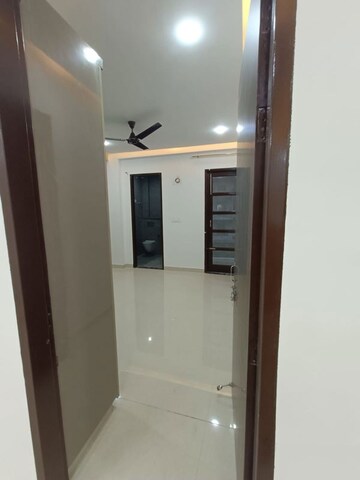 Bathroom in 3 BHK Builder Floor at Sector 47 – for Rent