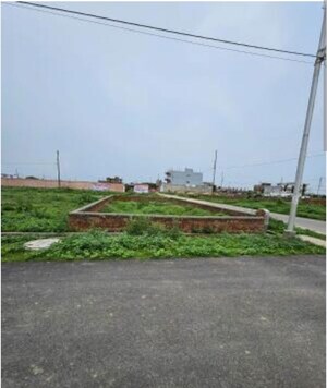  Plot For Sale in Sector 78