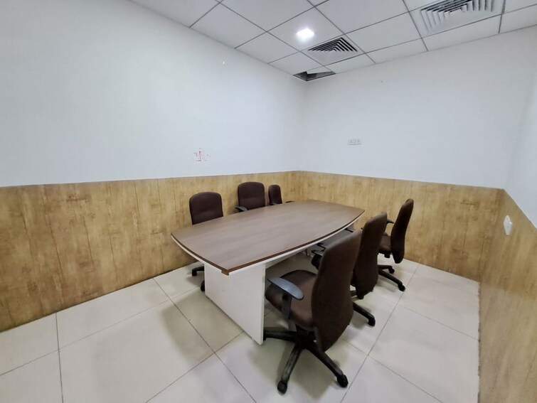 Team Area, sector 63 Commercial Office Space 1350 Sq.Ft. In Sector 63 Noida 9976705