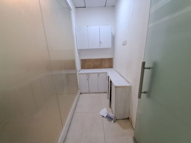 Bathroom, sector 63 Commercial Office Space 1350 Sq.Ft. In Sector 63 Noida 9976705