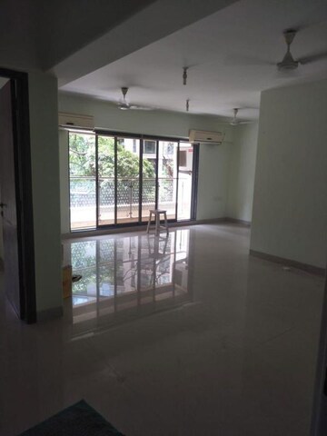 Room in 1 BHK Builder Floor at Chikoowadi – for Sale