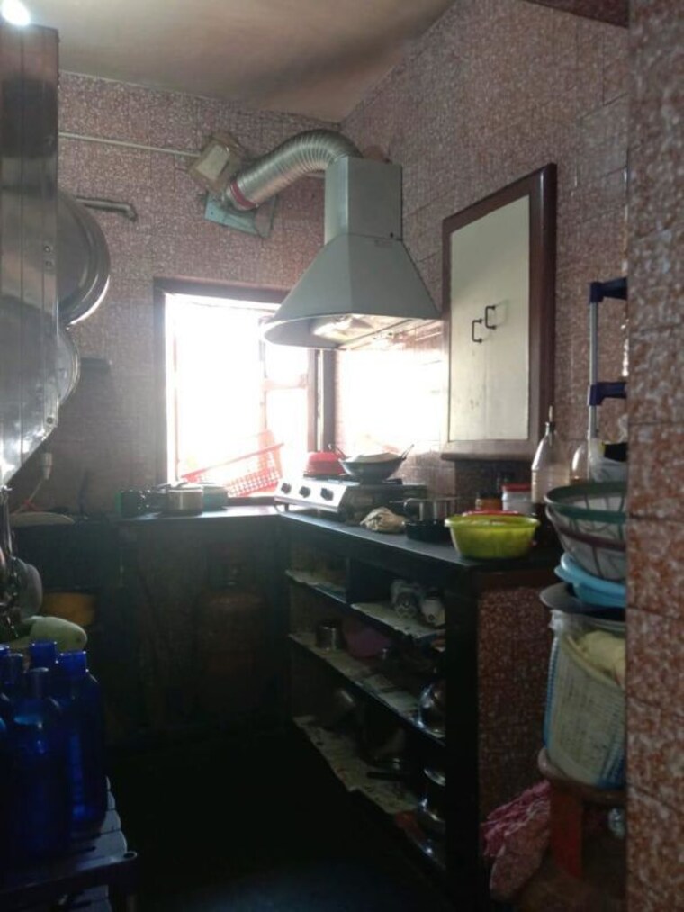 Kitchen, karunamoyee-housing-society 3.5 Bedroom 1200 Sq.Ft. Apartment In Salt Lake City Kolkata 9976497