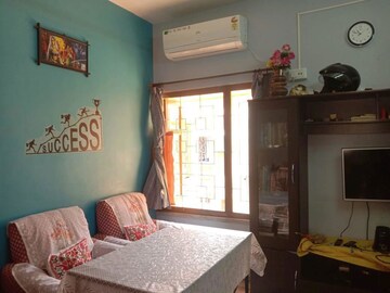 Living Room in 3.5 BHK Apartment at Karunamoyee Housing Society, Salt Lake City – for Sale