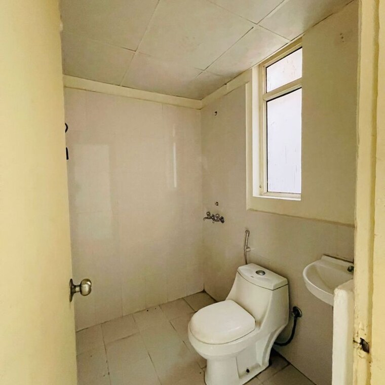 Bathroom, pyramid-urban-homes 2 Bedroom 525 Sq.Ft. Apartment In Sector 70a Gurgaon 9976868