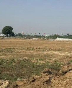 Plot For Sale in Sector 80