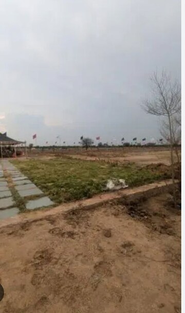  Plot For Sale in Sector 80