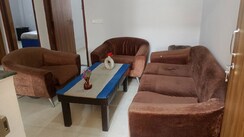 3 BHK + Pooja Room,Servant Room,Extra Room Apartment For Rent in Sector 43