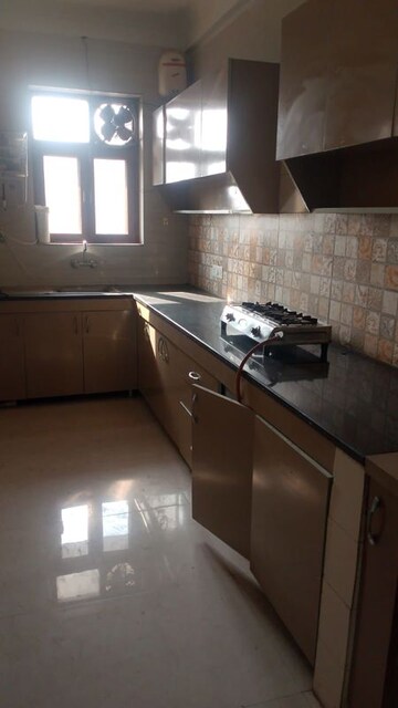 Kitchen in 3 BHK Apartment at Sector 43 – for Rent