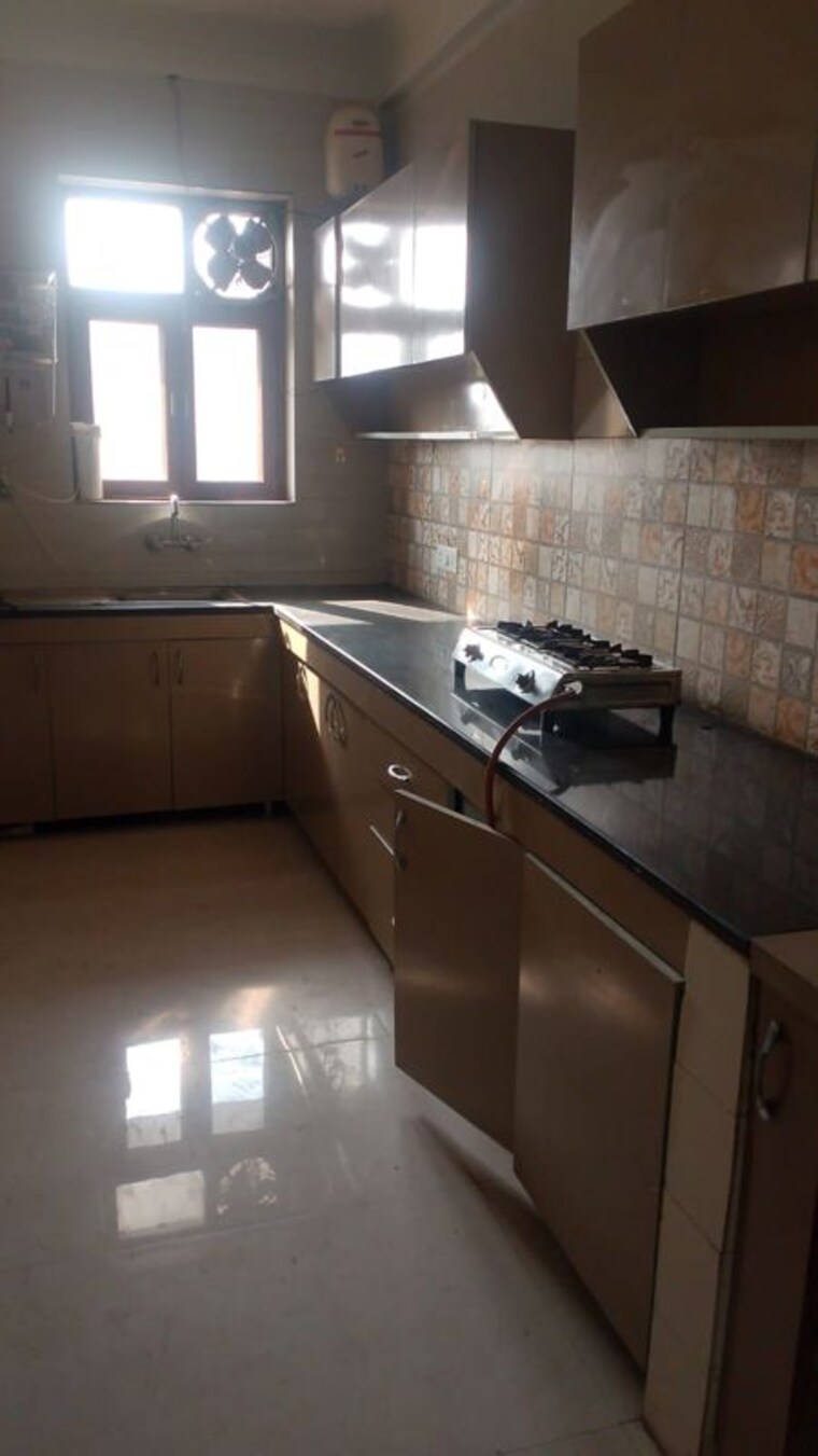 Kitchen, sector 43 3 Bedroom 2280 Sq.Ft. Apartment In Sector 43 Gurgaon 9977080