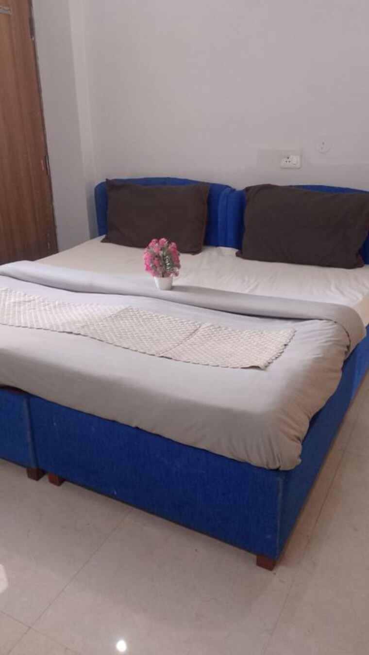 Bedroom, sector 43 3 Bedroom 2280 Sq.Ft. Apartment In Sector 43 Gurgaon 9977080
