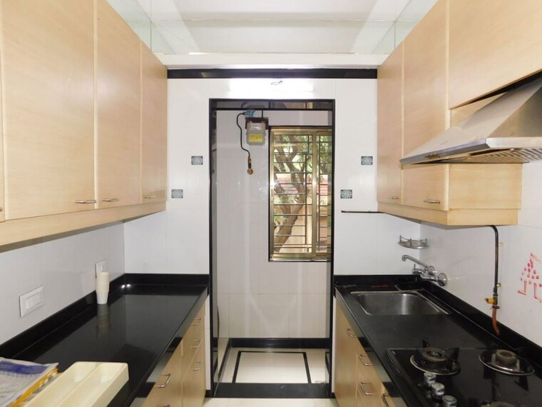 Kitchen, raheja-sherwood 3 Bedroom 1500 Sq.Ft. Apartment In Goregaon East Mumbai 9977047