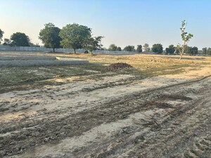 Plot Area in  Plot at Gwalior Road – for Sale