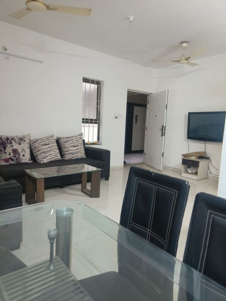 Master Bedroom, tyagi-windwards 2 Bedroom 895 Sq.Ft. Apartment In Wakad Pune 9977470