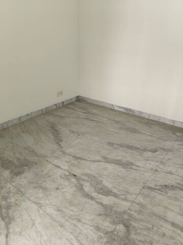 Room in 3 BHK Apartment at Vasant Kunj – for Rent