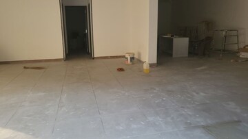  Shop For Rent in Aliganj