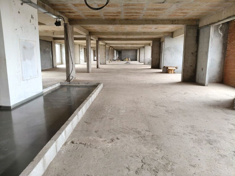  Parking, wilson garden Commercial Showroom 24500 Sq.Ft. In Wilson Garden Bangalore 9977088