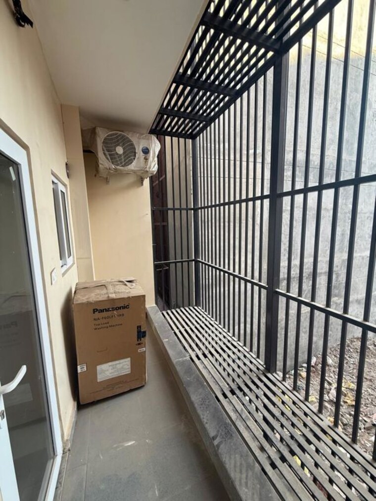 Balcony, sector 38  1100 Sq.Ft. Builder Floor In Sector 38 Gurgaon 9977411