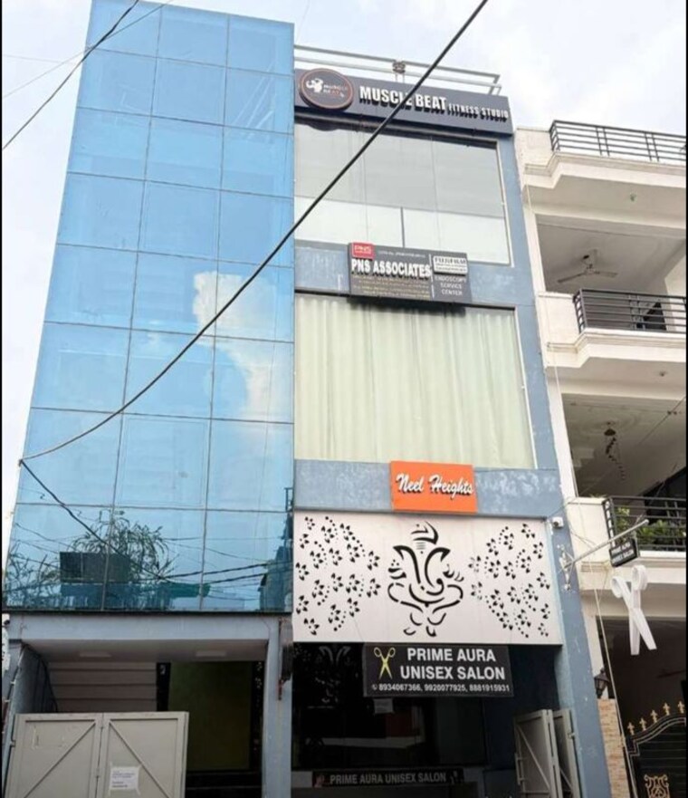 Exterior View, vishesh-khand Commercial Office Space 4000 Sq.Ft. In Gomti Nagar Lucknow 9977554