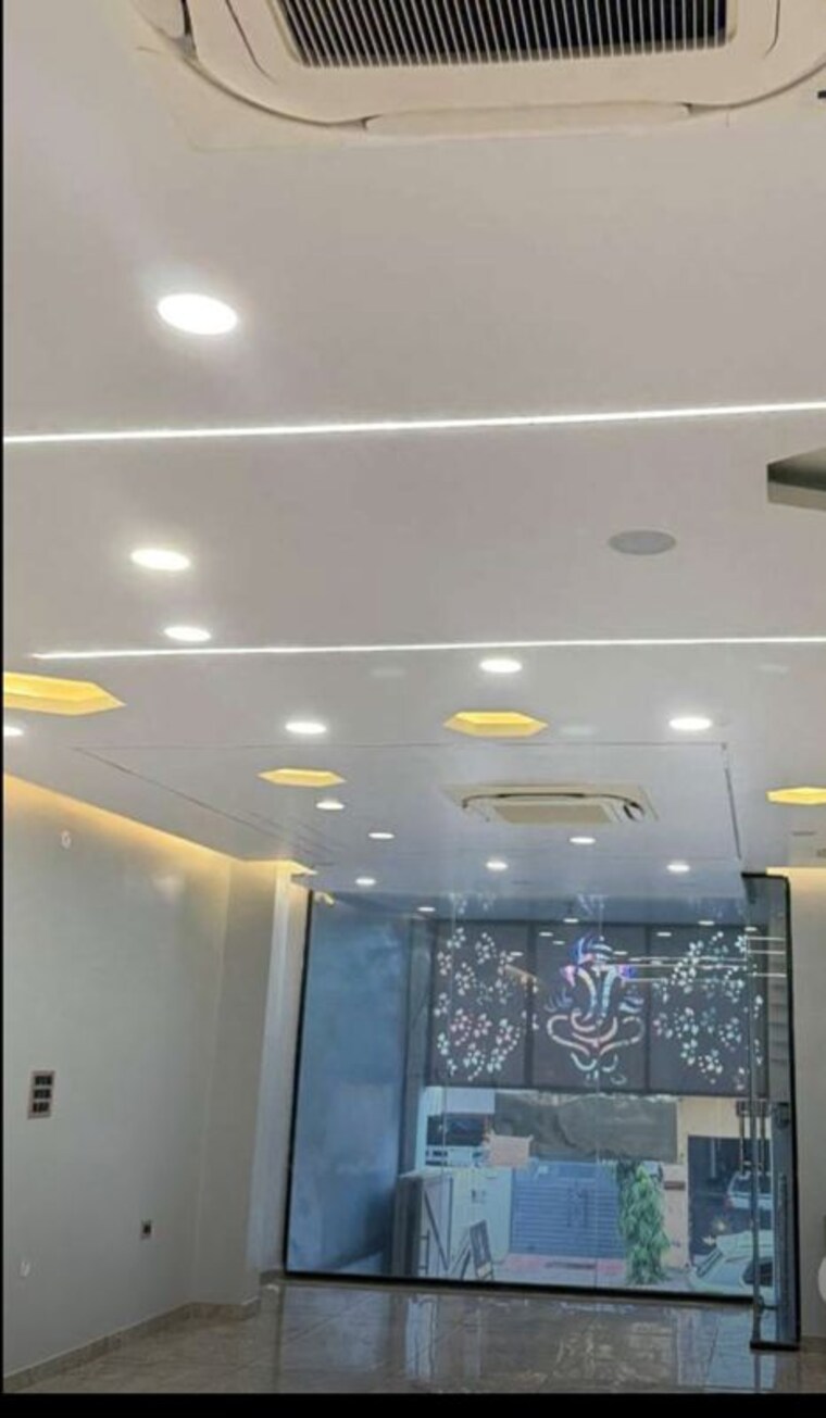 undefined, vishesh-khand Commercial Office Space 4000 Sq.Ft. In Gomti Nagar Lucknow 9977554
