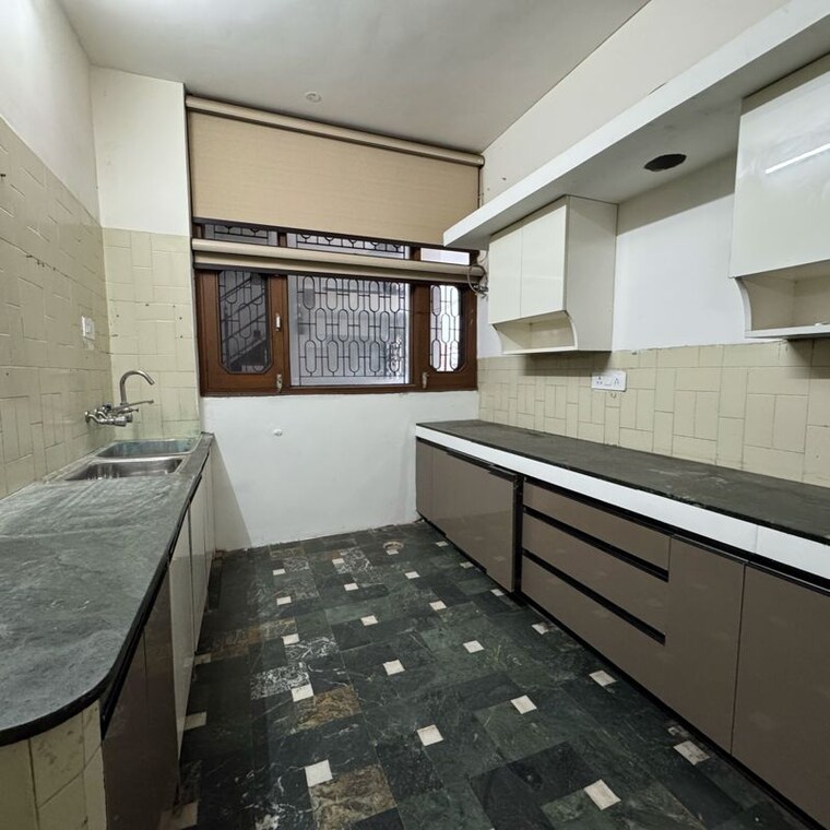 Kitchen, sector 9 panchkula 3 Bedroom 3200 Sq.Ft. Builder Floor In Sector 9 Panchkula Panchkula 9977558