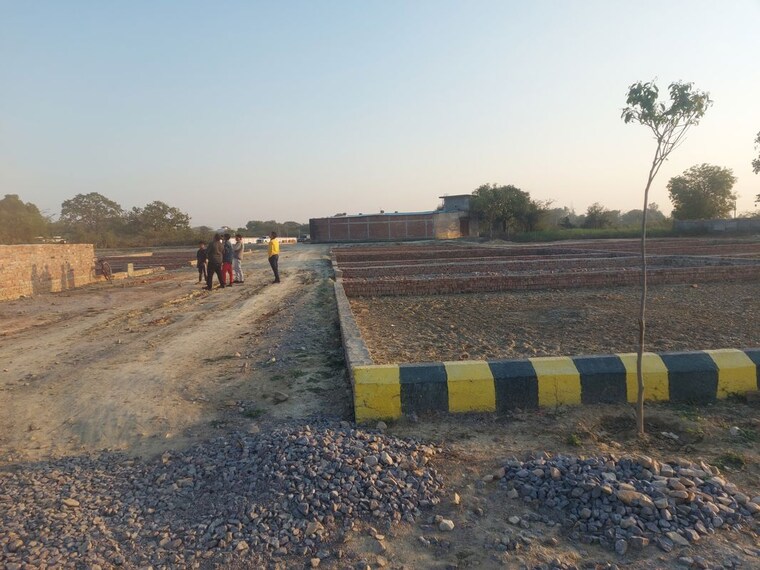 undefined, kalli paschim  1000 Sq.Ft. Plot In Kalli Paschim Lucknow 9977570