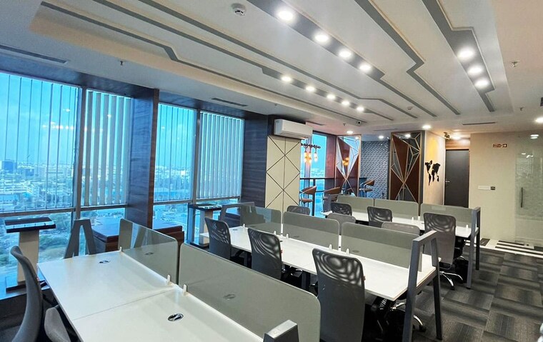 Team Area, wakadewadi Commercial Office Space 2700 Sq.Ft. In Wakadewadi Pune 9977568