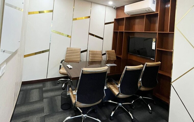 Team Area, wakadewadi Commercial Office Space 2700 Sq.Ft. In Wakadewadi Pune 9977568