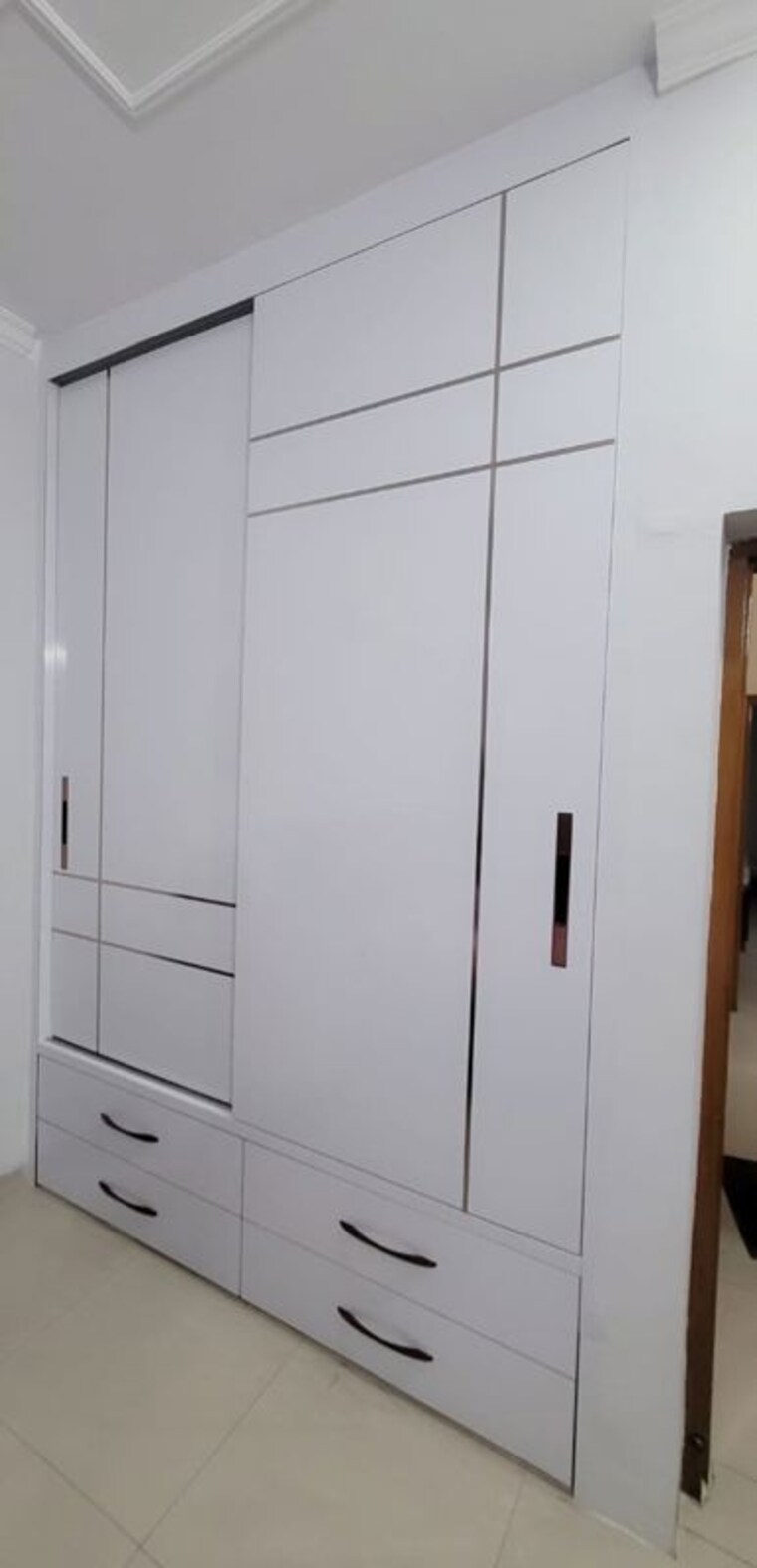 undefined, sas nagar 4 Bedroom 250 Sq.Yd. Builder Floor In Sas Nagar Mohali 9977573