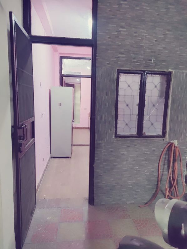 1 BHK Builder Floor For Rent in Chattarpur