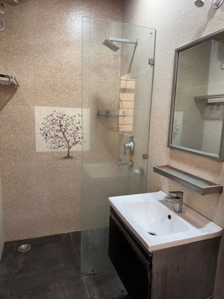 Bathroom, ss-aaron-ville 3 Bedroom 3000 Sq.Ft. Apartment In Sector 48 Gurgaon 9977609