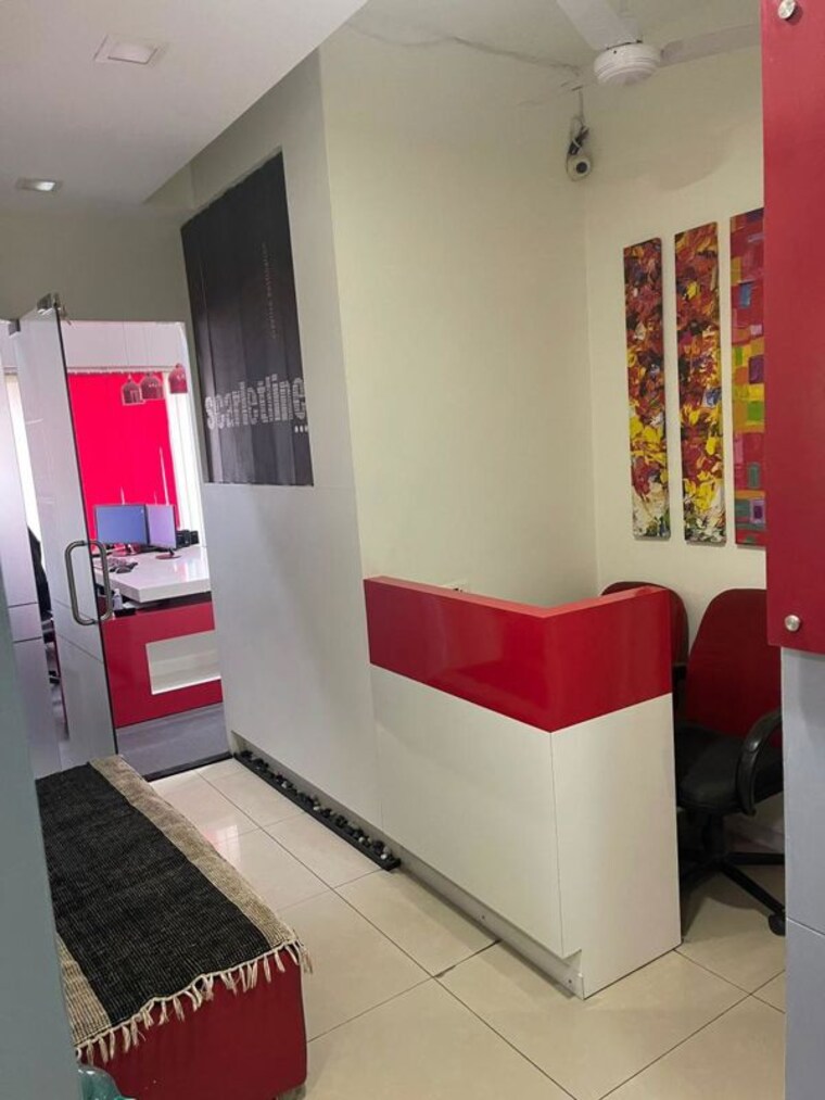 Team Area, goyal-synergy-tower Commercial Office Space 587 Sq.Ft. In Makarba Ahmedabad 9977599