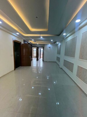 Kitchen in 3 BHK Builder Floor at Jadhunath Enclave, Sector 29 – for Sale