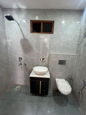 Bathroom in 3 BHK Builder Floor at Jadhunath Enclave, Sector 29 – for Sale