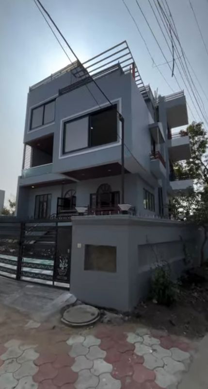 6 BHK + Store Room Independent House For Sale in Nipania