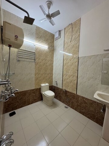 Kitchen in 3 BHK Builder Floor at Sector 16 – for Rent