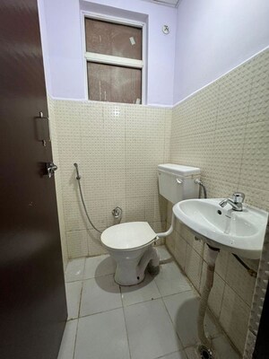 Bathroom in 1 BHK Apartment at ROF Aalayas, Sector 102 – for Rent
