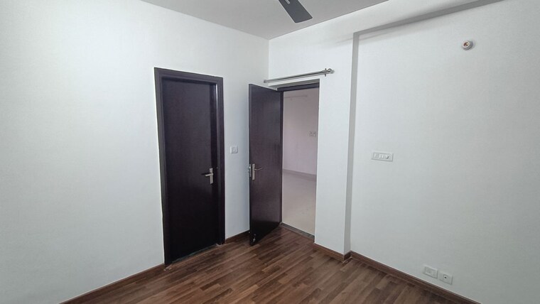 Room, bptp-park-elite-floors 3 Bedroom 1032 Sq.Ft. Builder Floor In Sector 85 Faridabad 9977755